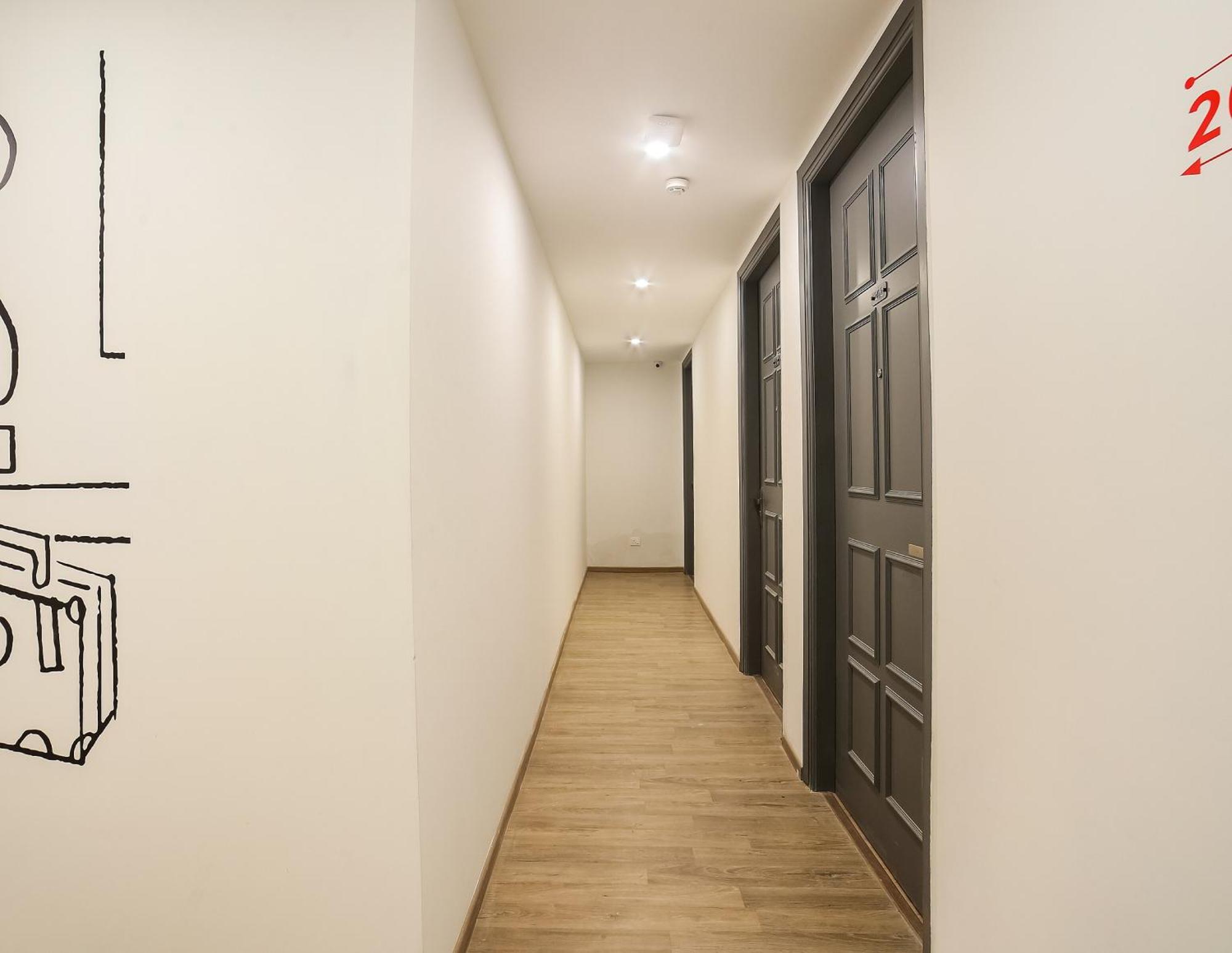 فندق Super Townhouse Near Appu Ghar غورغاون المظهر الخارجي الصورة