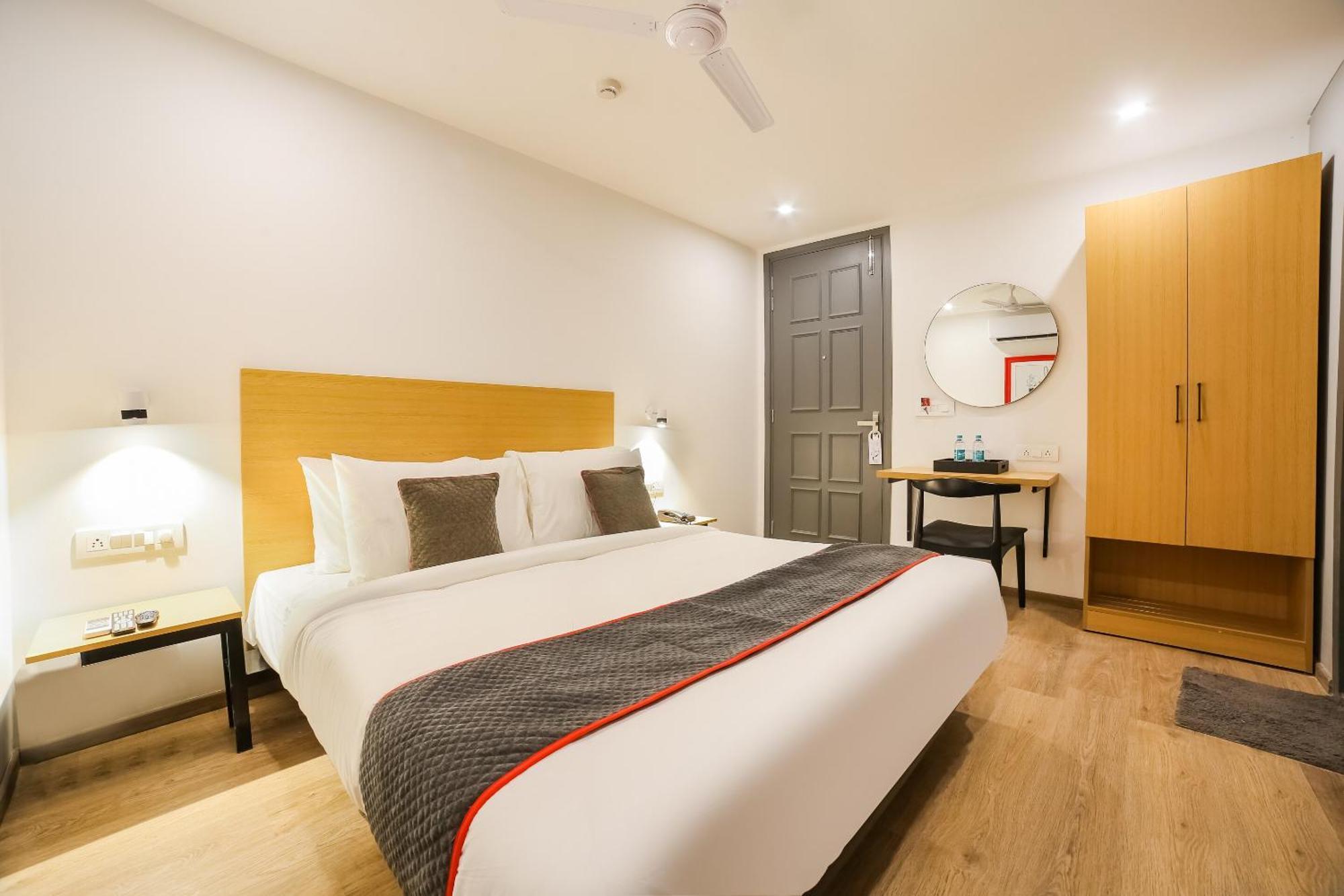 فندق Super Townhouse Near Appu Ghar غورغاون المظهر الخارجي الصورة