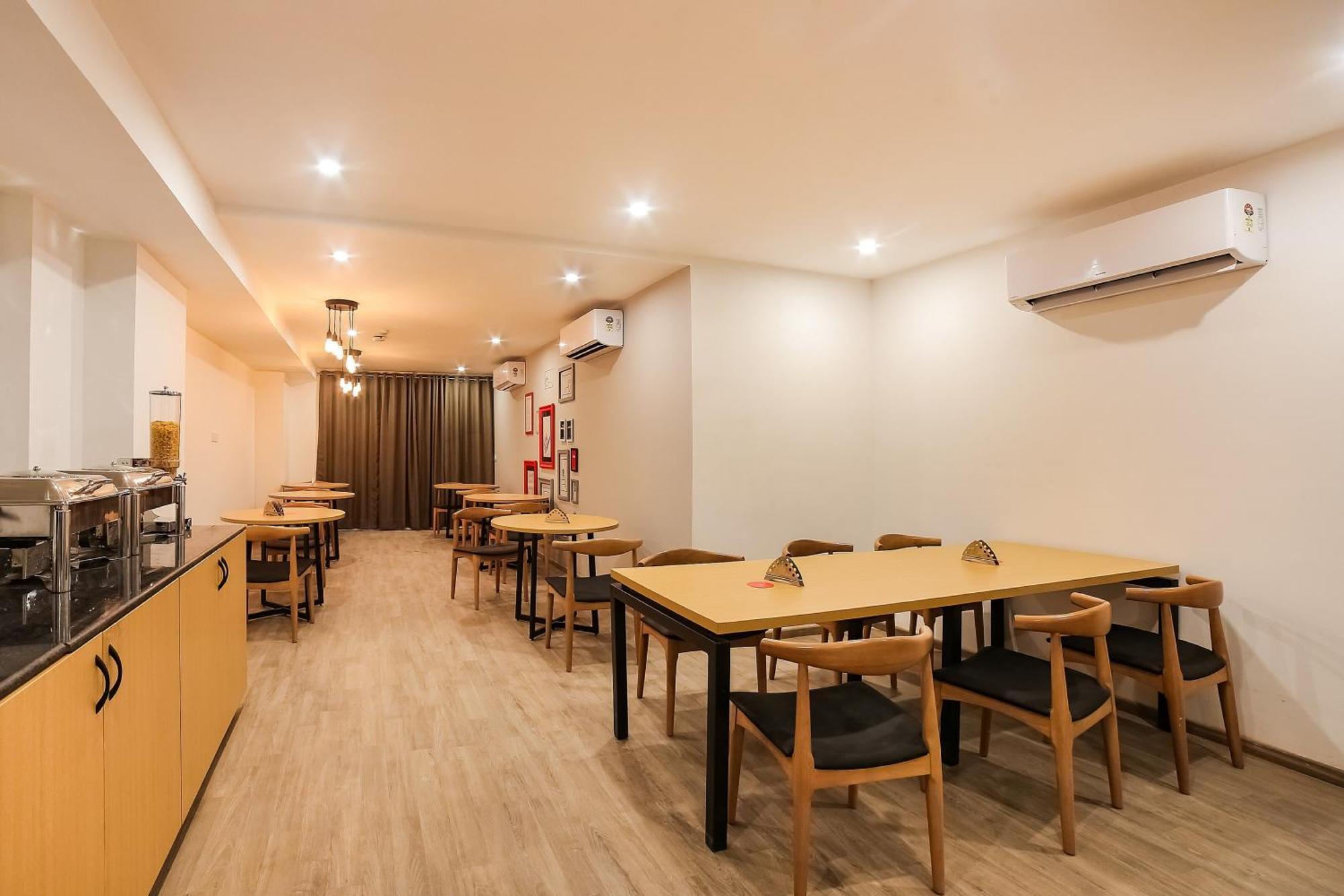 فندق Super Townhouse Near Appu Ghar غورغاون المظهر الخارجي الصورة