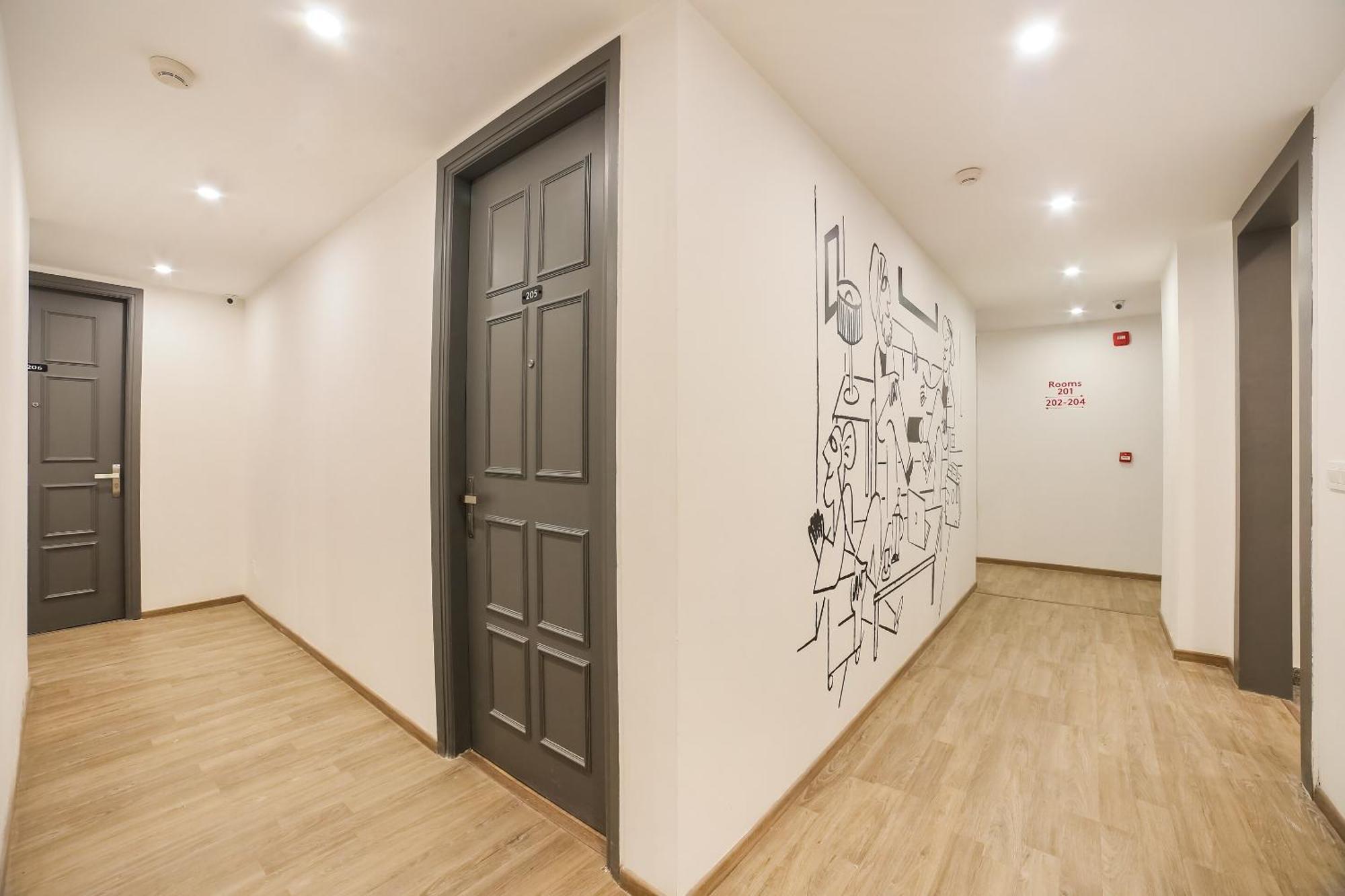 فندق Super Townhouse Near Appu Ghar غورغاون المظهر الخارجي الصورة